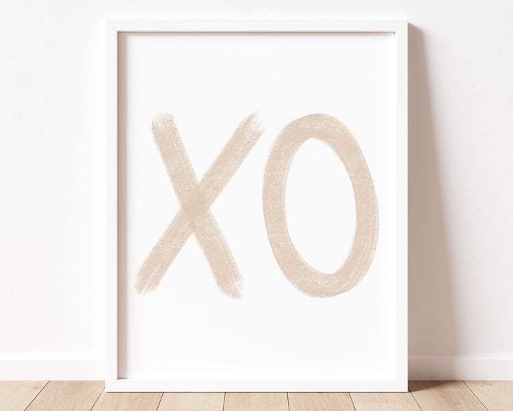 Neutral beige XO in chalky brushstroke illlustration style perfect for Baby Nursery Décor, Little Boys Bedroom Wall Art, Toddler Girls Room Wall Hangings, Kiddos Bathroom Wall Art and Childrens Playroom Décor.