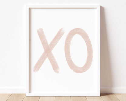 Blush pink XO in chalky brushstroke illlustration style perfect for Baby Nursery Décor, Little Boys Bedroom Wall Art, Toddler Girls Room Wall Hangings, Kiddos Bathroom Wall Art and Childrens Playroom Décor.