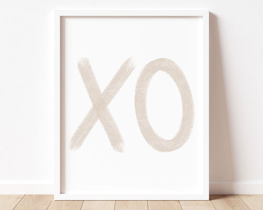 Neutral tan XO in chalky brushstroke illlustration style perfect for Baby Nursery Décor, Little Boys Bedroom Wall Art, Toddler Girls Room Wall Hangings, Kiddos Bathroom Wall Art and Childrens Playroom Décor.